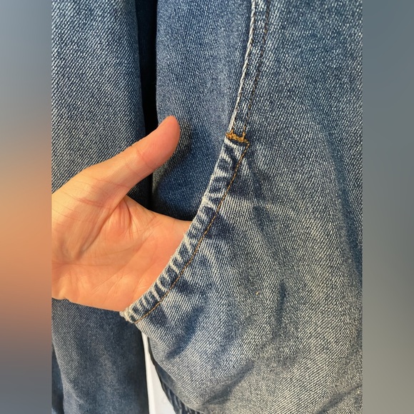 Vintage shearling lined jean jacket with zig zag snap detail - Picture 4 of 6